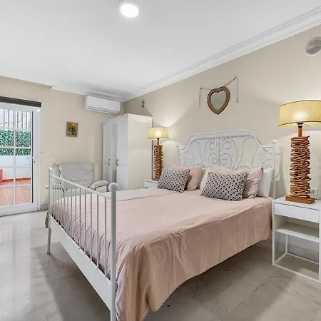 Duque Dream 5 Bedroom Apartment